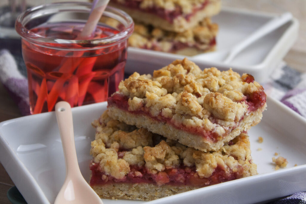 Erdbeer-Apfel-Schnitten mit Haferflocken