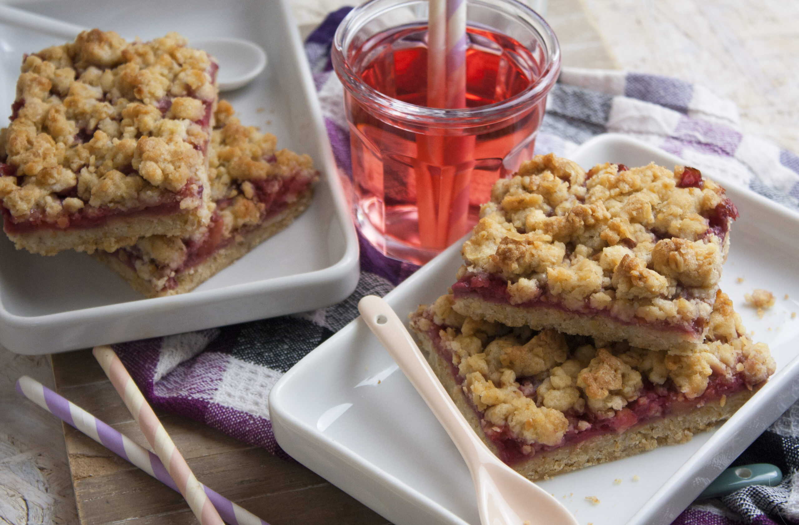 Erdbeer-Apfel-Schnitten mit Haferflocken