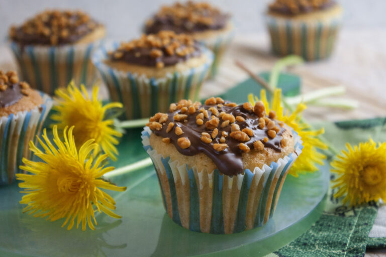 Löwenzahn-Muffins mit Orange und Zitrone