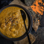 Kürbis-Gnocchi-Suppe mit Tofu-Hack