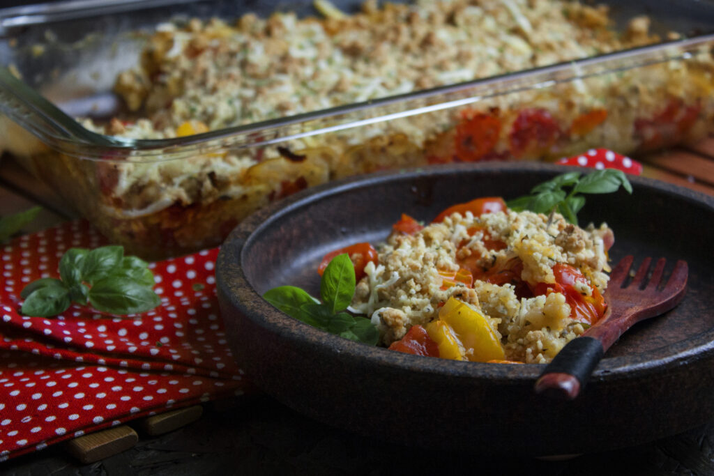 Herzhafter Tomaten-Crumble aus dem Ofen | Toastenstein