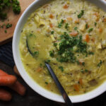 Kürbis-Gnocchi-Suppe mit Tofu-Hack