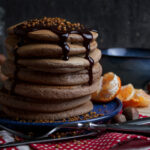 Spekulatius-Käsekuchen-Schnitten mit Kirsch-Marmelade